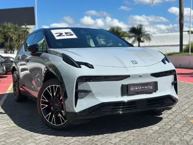 Zeekr X Flagship Flagship (elétrico) 2025