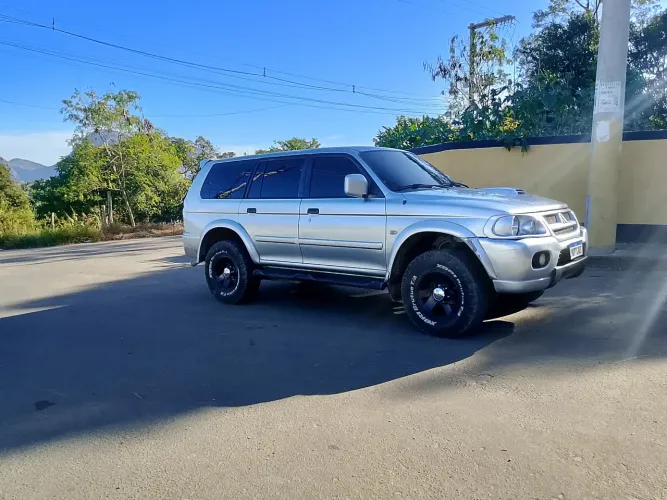 Mitsubishi Pajero Sport SE/ HPE 2.8 4X4 Diesel Aut. 2006