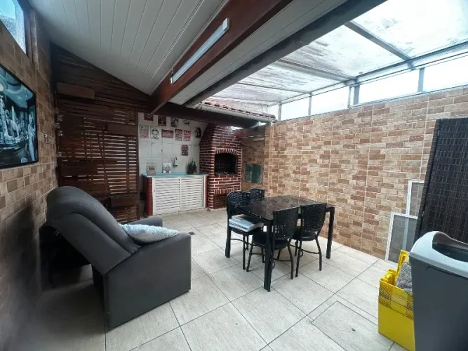 Casa em Condomínio Completo