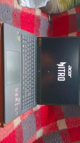 Notebook Acer nitro v15 rtx 4050