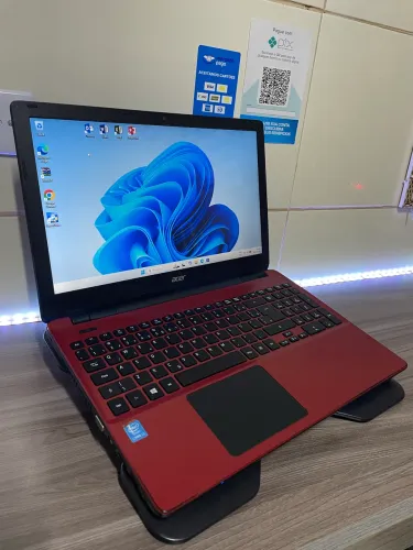 Notebook Acer impecável i3 /8GB / SSD / Bateria ótima (parcelo e entrego) 
