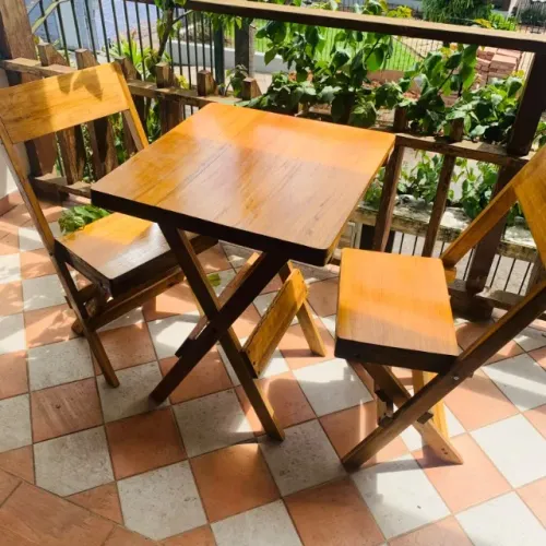 Conjunto de Mesa Dobrável