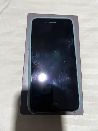 iPhone 8