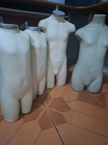 Manequins para loja 