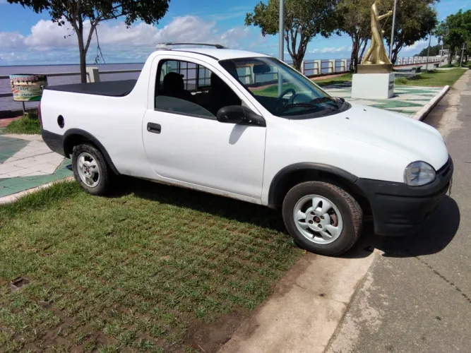 Chevrolet Corsa GL 1.6 MPFI / 1.4 EFI 2P E 4P 1998