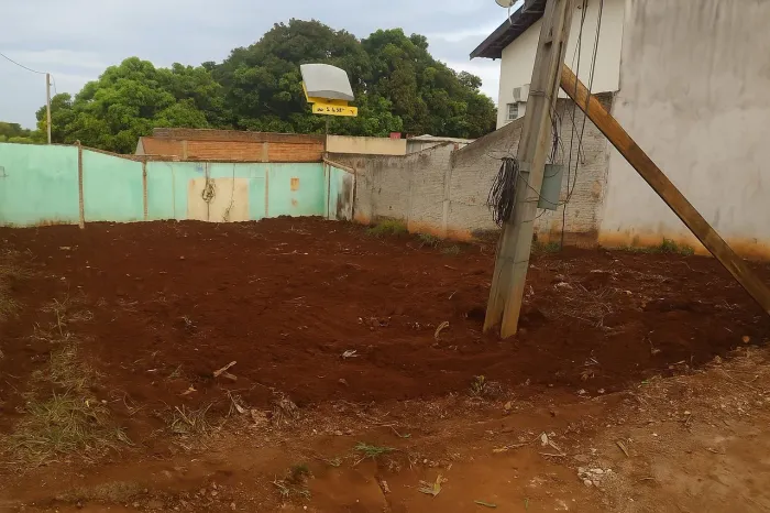 Terreno à venda, 250 m² por R$ 230.000,00 - Jardim Tókio - Londrina/PR