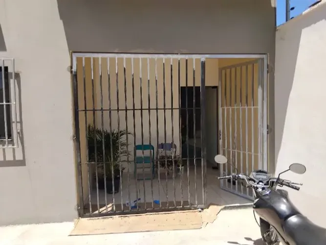 Portão gradeado
