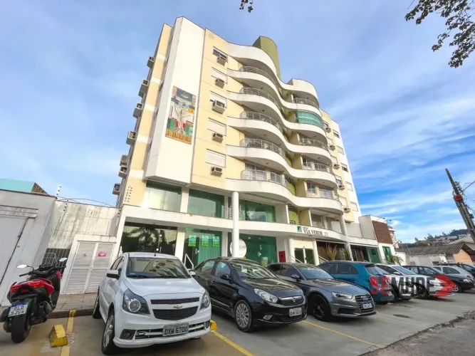 Apartamento 2 dormitórios 1 vaga na Trindade UFSC