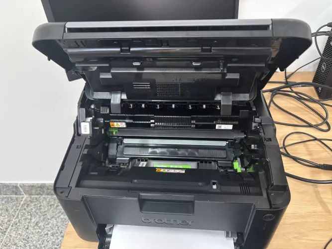 Impressora laser monocromática Brother HL-L1222