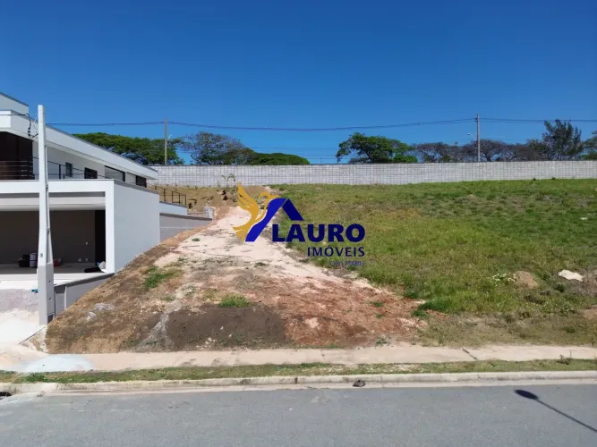 Terreno à venda em condomínio exclusivo de Vinhedo-SP - Condomínio Recanto das Palmas com