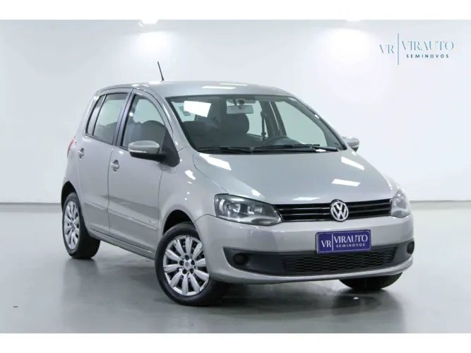 Volkswagen Fox 1.0 MI Total Flex 8V 5P 2014