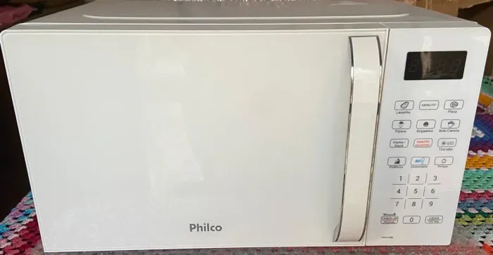 Micro-ondas Philco PMO23BB 20L - Pouquíssimo uso.