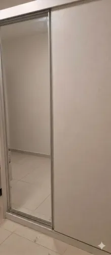 Armario 2 portas de correr 1 espelhada MARCA ABRACASA lindissimo !!!!!