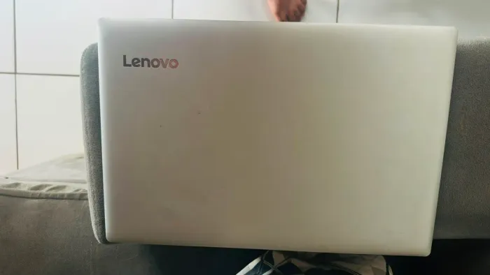 Pra vender logo Notebook Lenovo Ideapad 330 R$ 800