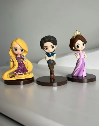 conjunto de mini q-posket rapunzel e flynn rider