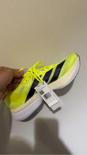Adizero Boston 13 M