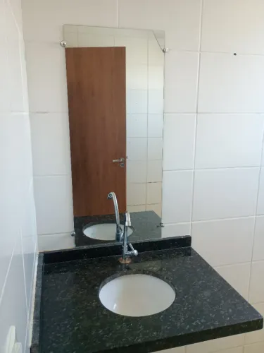 Alugo apartamento