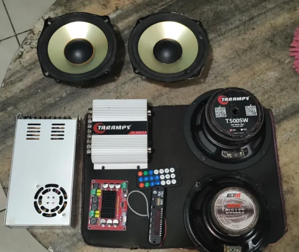 Caixa BOB kit Som Taramps T500SW + TS400X4 + ETM 125W + Bluetooth Completo tudo da imagem