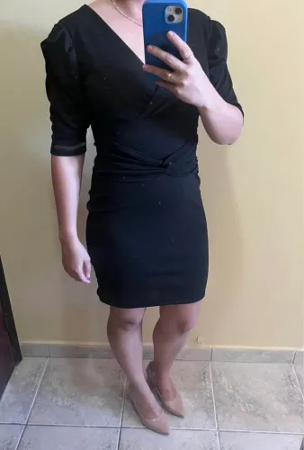 Vestido preto brilhoso tamanho P