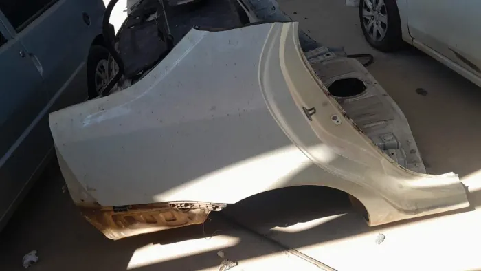 Traseira Baixa etios sedan