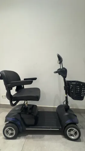 Scooter elétrica quadriciclos