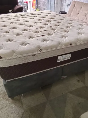 Belíssima cama box e colchão Queem size relax ecoflex ( $$ 950 ) *