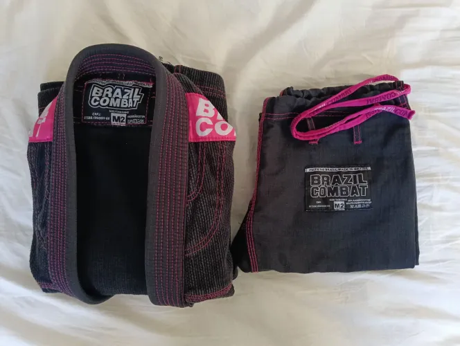 Quimono Kimono infantil jiu-jitsu M2 Xlite preto rosa