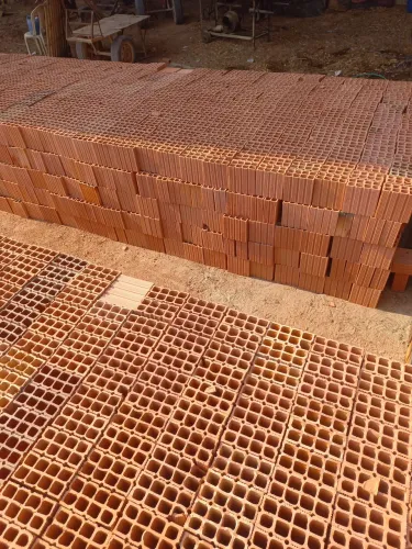 Tijolos de classe A padronizados