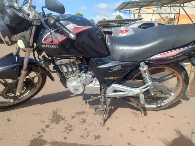 Suzuki 2011-2012 GSR1501