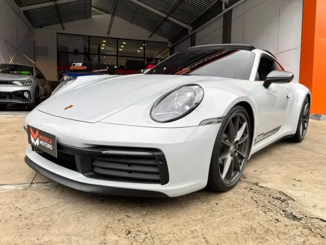 Porsche 911 Carrera T 3.0 370cv 2024