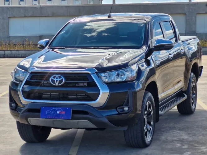 Toyota Hilux CD SRV 4X4 2.8 TDI Diesel Aut. 2021