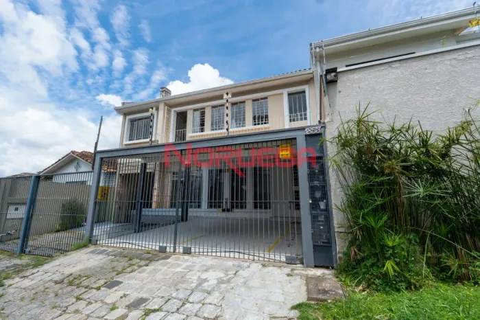 Apartamento para alugar no juvevê com 2 quartos, 1 suite e banheiro