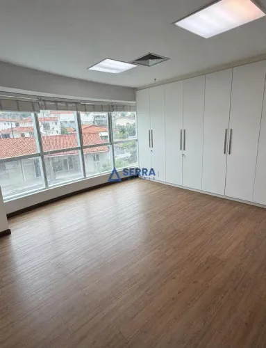 Office em Salvador - Bahia, Caminho das Árvores