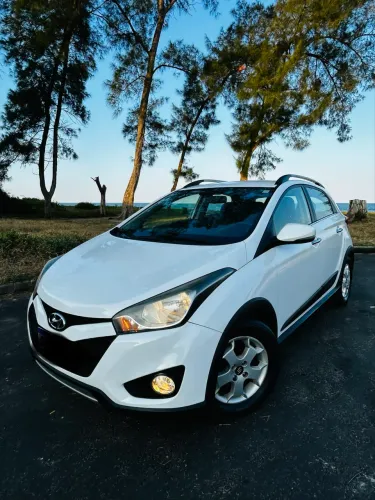 Hyundai HB20X Premium 1.6 Flex 16V Aut. 2014