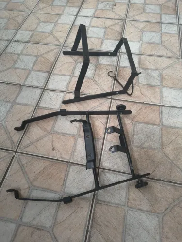 Suporte para baú 80 litros para cg Titan 150