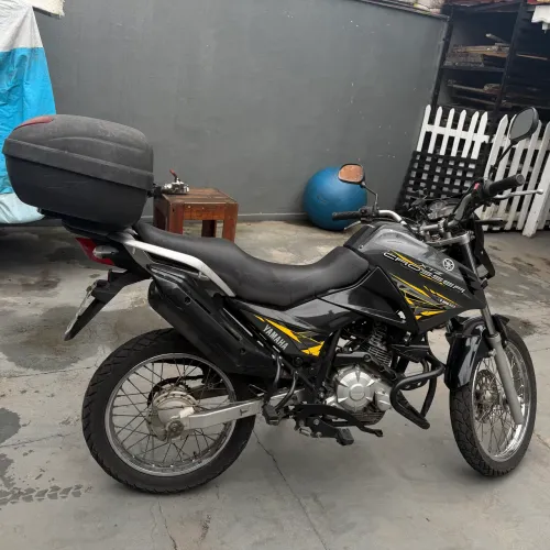 ? Yamaha XTZ Crosser 150 2017 - Único dono, Muito Conservada, Com Baú Pronta para Rodar