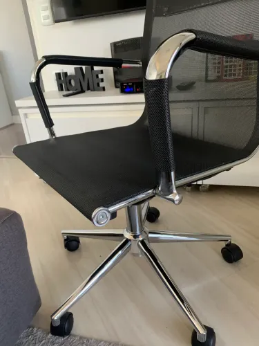 Cadeira giratória para computador