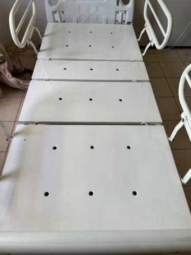 Cama HOSPITALAR eletrica