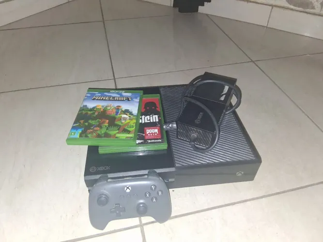 Troco Xbox one fat por pc, APENAS TROCO