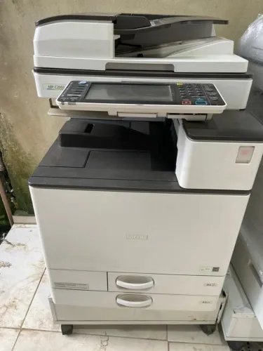 Vendo Máquina  Ricoh MP C2003 revisada