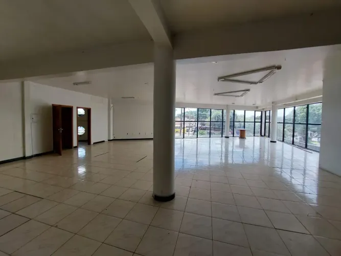 Vendo Prédio Comercial