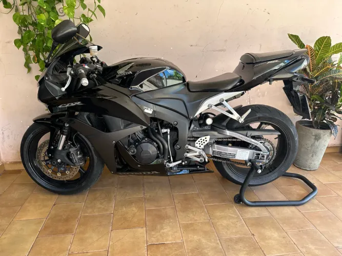 Cbr 600rr extremamente Nova