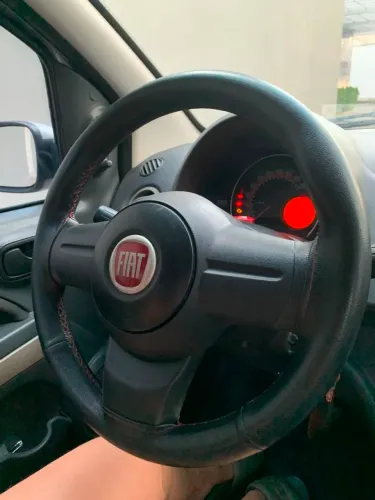 Fiat Uno Vivace Celeb. 1.0 EVO F.flex 8V 5P 2012