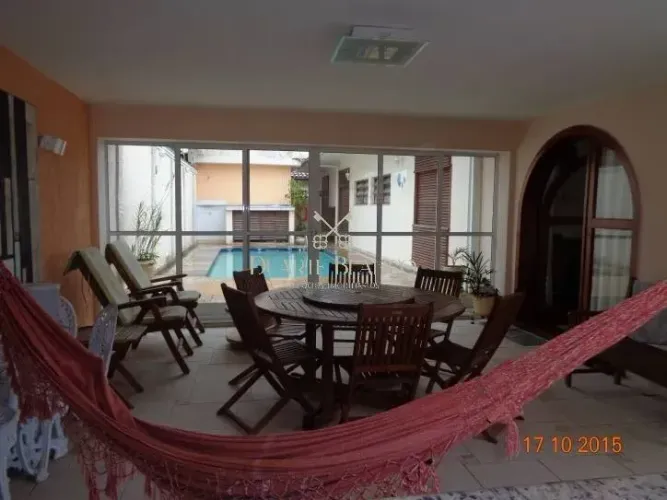 CASA TEMPORADA 04 QUARTOS 04 VAGAS COM INTERNET PRAIA ENSEADA GUARUJÁ
