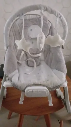 Cadeirinha bebe musical