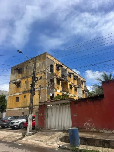 APARTAMENTO À VENDA NA PRAIA DO FRANCÊS