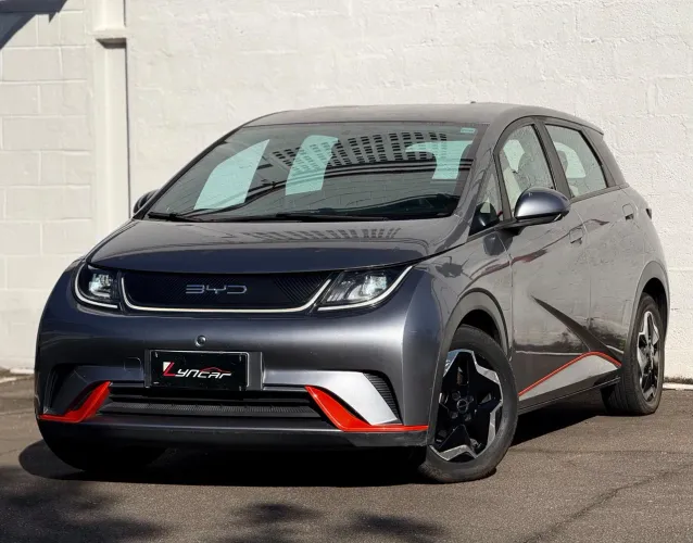 BYD Dolphin EV (Elétrico) 2025