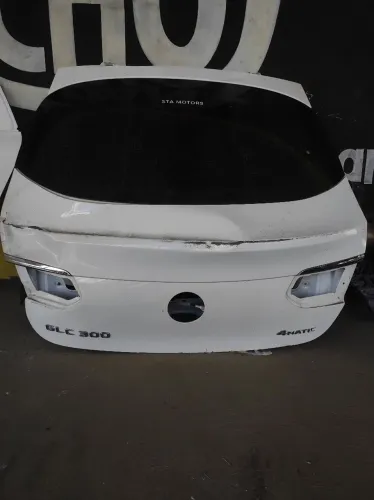 TAMPA DE MALA MERCEDES GLC300