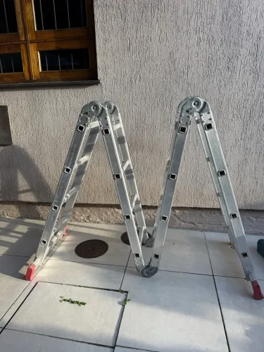 Escada Articulada 4x4 - 16 Degraus