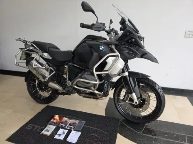 BMW R 1250 GS Adventure Triple Black preta 23 23 